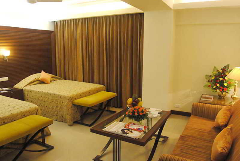 Breeze 4* Chennai