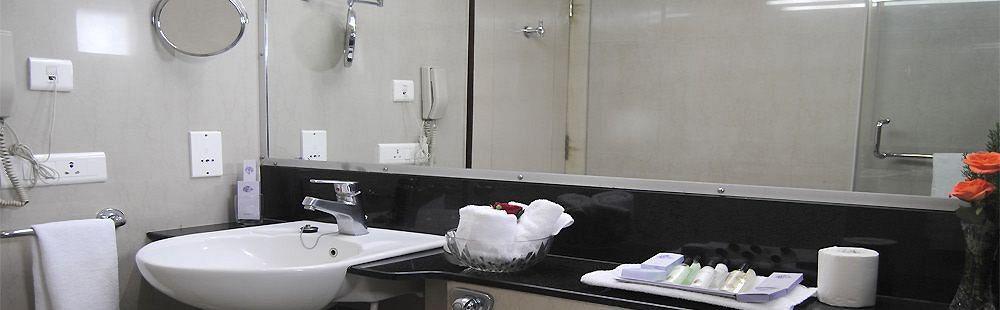 Breeze Hotel