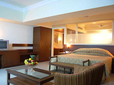 Hotel Breeze Chennai